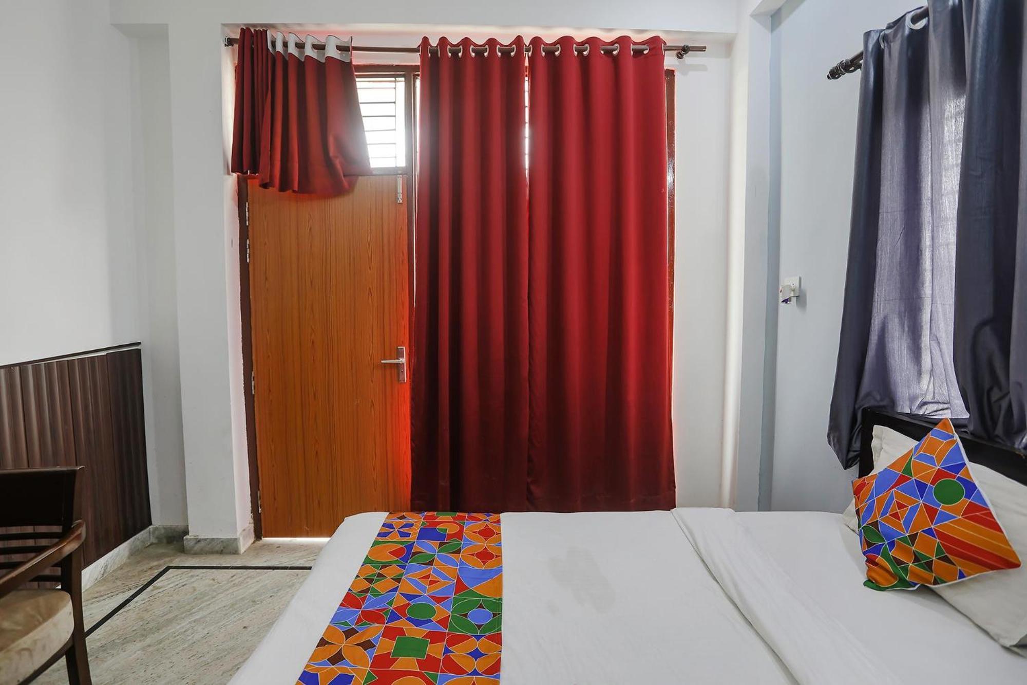 Hotel Fabexpress Samira Residency, Near Botanical Garden Noida Zewnętrze zdjęcie